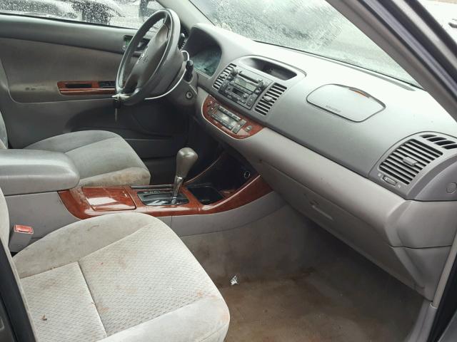 4T1BE32K63U667691 - 2003 TOYOTA CAMRY LE GRAY photo 5