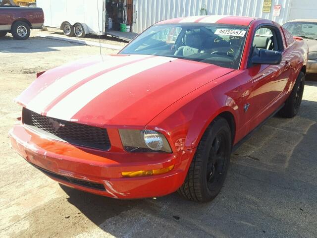 1ZVHT80NX95111138 - 2009 FORD MUSTANG RED photo 2