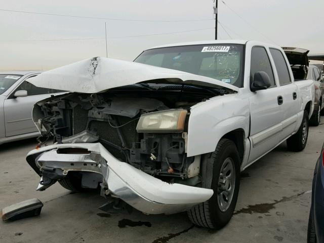 2GCEC13V971105435 - 2007 CHEVROLET SILVERADO WHITE photo 2