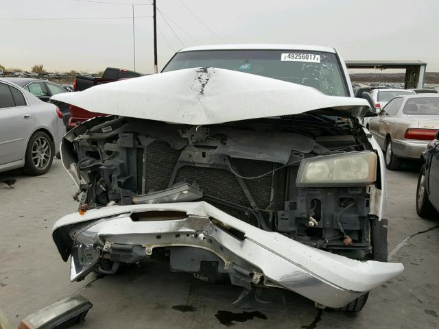 2GCEC13V971105435 - 2007 CHEVROLET SILVERADO WHITE photo 9