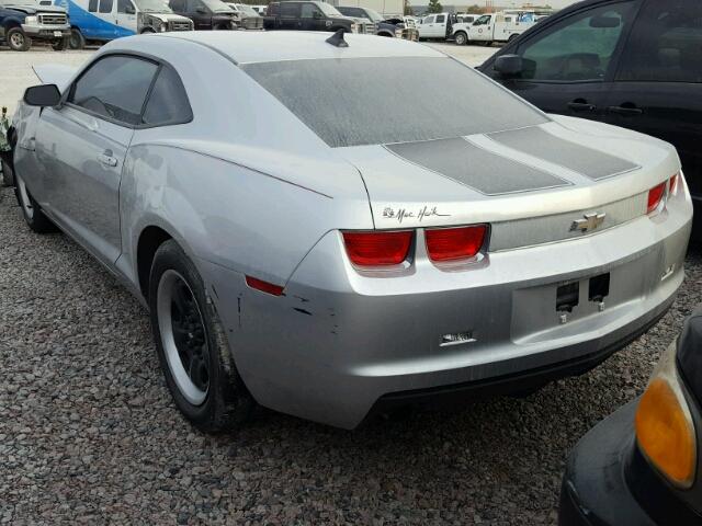 2G1FE1EDXB9151832 - 2011 CHEVROLET CAMARO LS SILVER photo 3