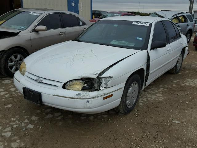2G1WL52M3V9306324 - 1997 CHEVROLET LUMINA BAS WHITE photo 2