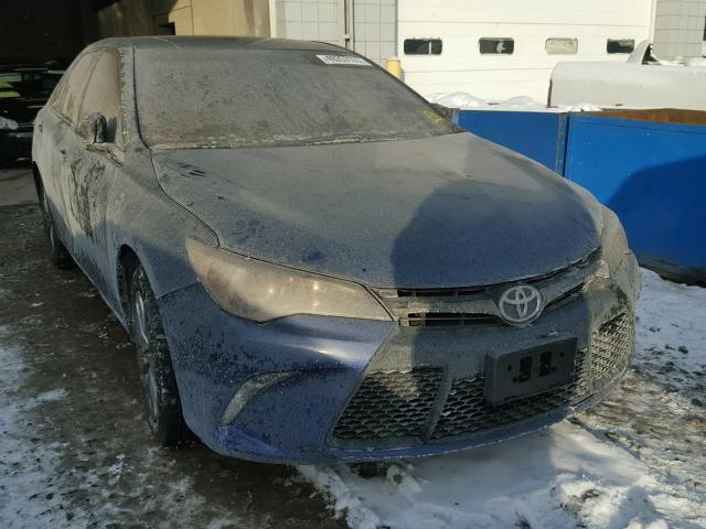 4T1BF1FK7GU610532 - 2016 TOYOTA CAMRY LE BLUE photo 1