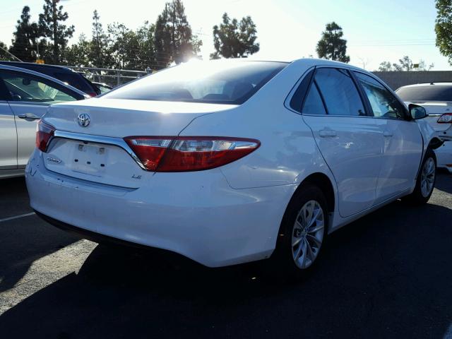 4T4BF1FK9FR468267 - 2015 TOYOTA CAMRY LE WHITE photo 4