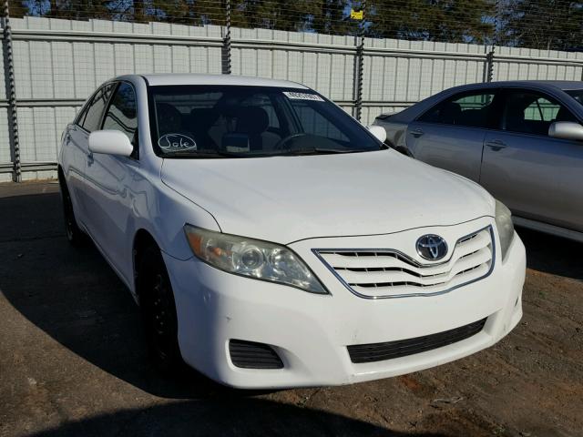 4T1BF3EK1BU654208 - 2011 TOYOTA CAMRY BASE WHITE photo 1