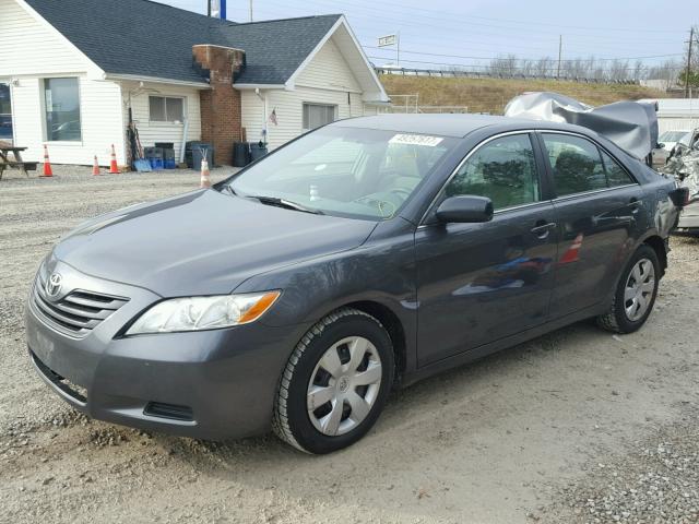 4T4BE46K49R123429 - 2009 TOYOTA CAMRY BASE GRAY photo 2