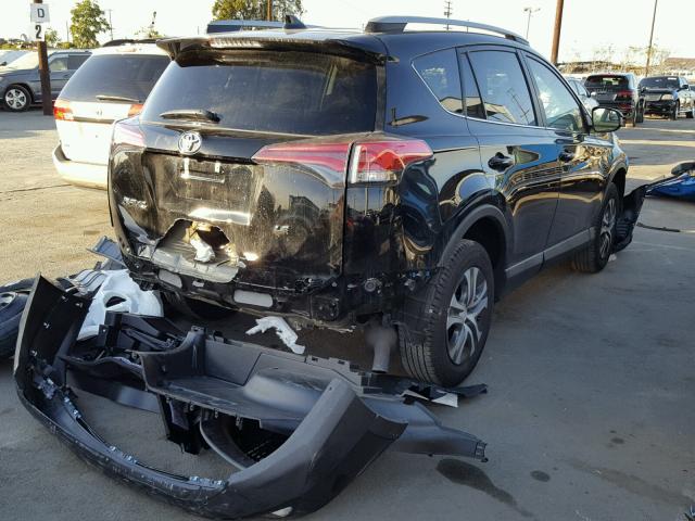 2T3ZFREV2HW372655 - 2017 TOYOTA RAV4 LE Qara foto 4