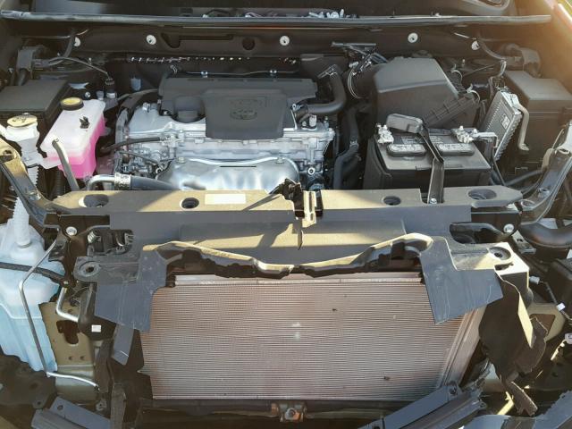 2T3ZFREV2HW372655 - 2017 TOYOTA RAV4 LE Qara foto 9
