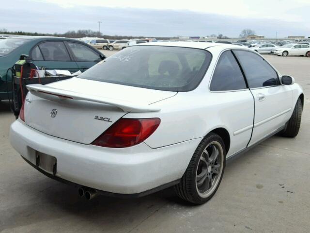 19UYA1155VL018291 - 1997 ACURA 2.2CL WHITE photo 4