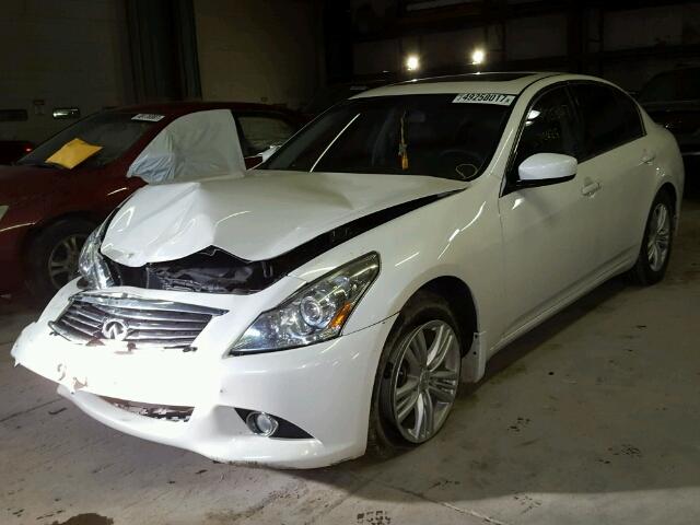 JN1CV6AR1BM356700 - 2011 INFINITI G37 WHITE photo 2