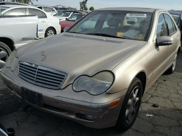 WDBRF61J62F235789 - 2002 MERCEDES-BENZ C 240 GOLD photo 2