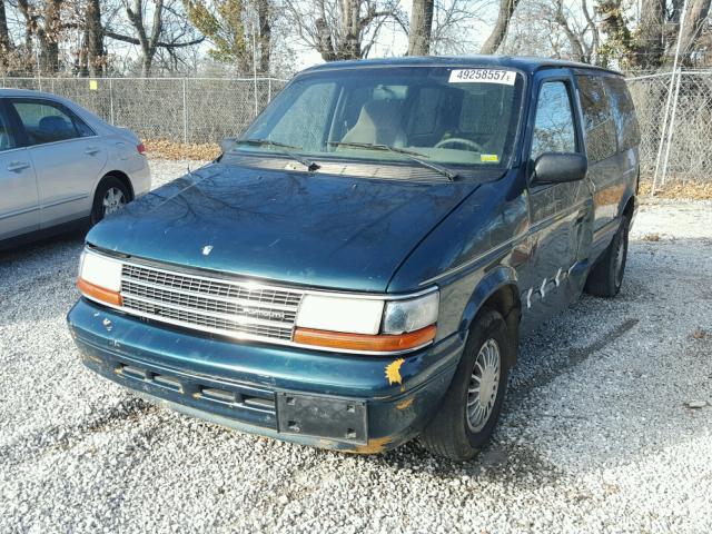 2P4GH2535SR406527 - 1995 PLYMOUTH VOYAGER GREEN photo 2