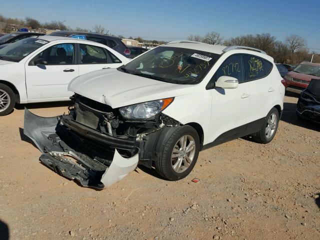 KM8JU3AC4CU482757 - 2012 HYUNDAI TUCSON GLS WHITE photo 2