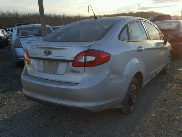 3FADP4AJ2BM137751 - 2011 FORD FIESTA S SILVER photo 4