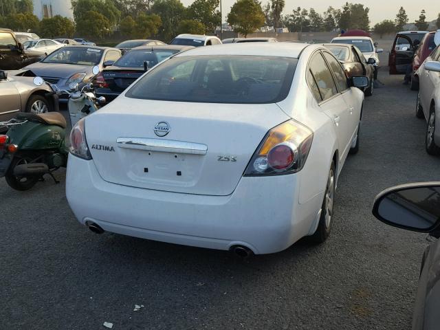 1N4AL21E97C147336 - 2007 NISSAN ALTIMA 2.5 WHITE photo 4