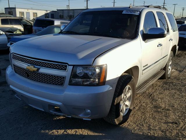 1GNSCCE00ER105285 - 2014 CHEVROLET TAHOE C150 SILVER photo 2