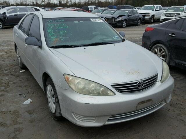 4T1BE32K05U054758 - 2005 TOYOTA CAMRY LE SILVER photo 1