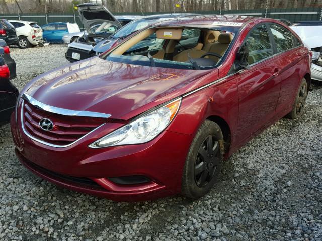 5NPEB4AC4BH294444 - 2011 HYUNDAI SONATA GLS MAROON photo 2