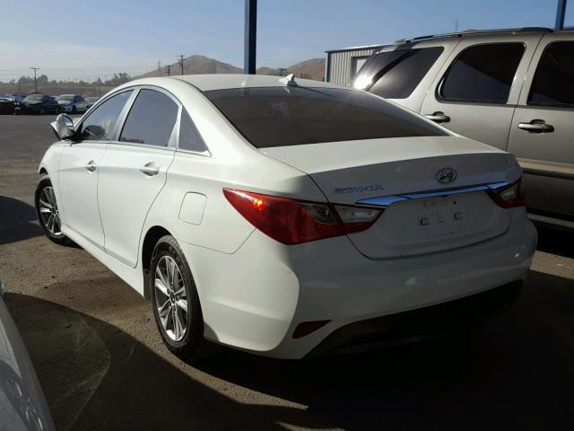 5NPEB4AC0EH814837 - 2014 HYUNDAI SONATA GLS WHITE photo 3