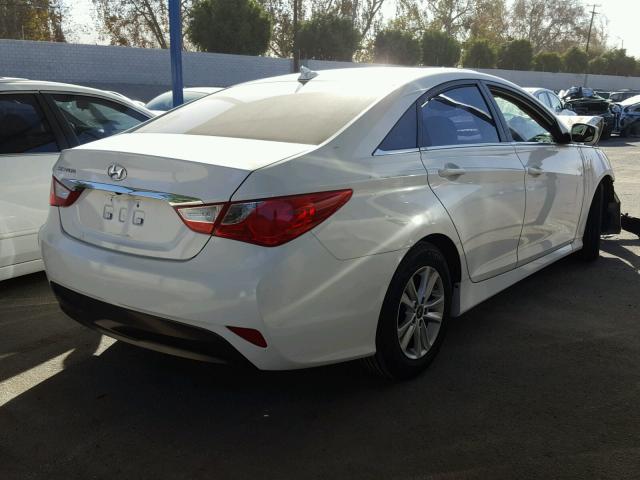 5NPEB4AC0EH814837 - 2014 HYUNDAI SONATA GLS WHITE photo 4