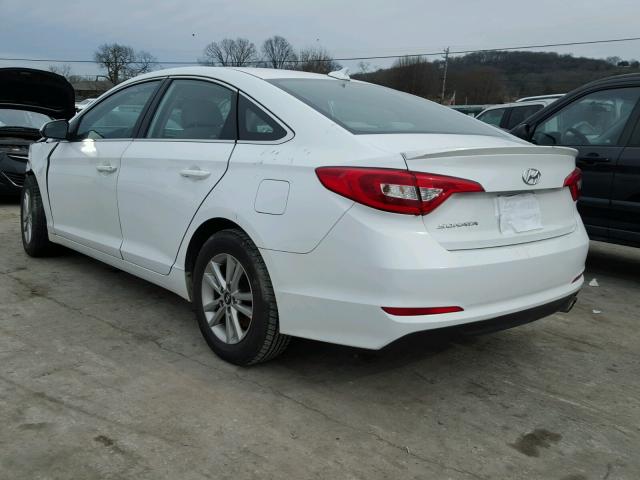 5NPE24AF4GH411389 - 2016 HYUNDAI SONATA SE WHITE photo 3