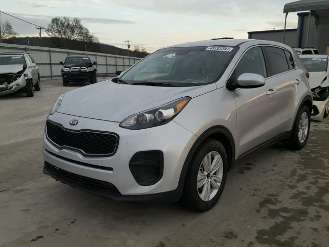 KNDPM3AC7H7228819 - 2017 KIA SPORTAGE L SILVER photo 2