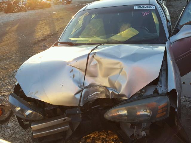 2G2WP552761159256 - 2006 PONTIAC GRAND PRIX ნაცრისფერი ფოტო 7