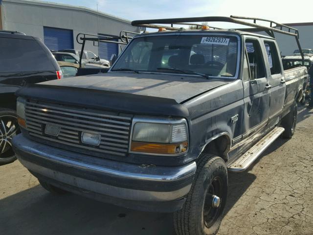 2FTJW36G8PCA59342 - 1993 FORD F350 GRAY photo 2