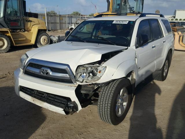 JTEZU14RX70084554 - 2007 TOYOTA 4RUNNER SR WHITE photo 2