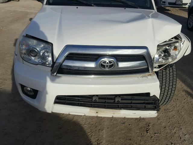 JTEZU14RX70084554 - 2007 TOYOTA 4RUNNER SR WHITE photo 7