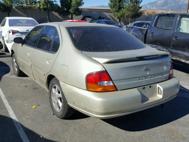 1N4DL01D8WC209171 - 1998 NISSAN ALTIMA XE GOLD photo 3