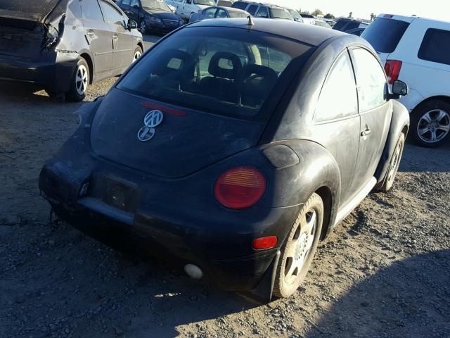 3VWCA21C5XM429654 - 1999 VOLKSWAGEN NEW BEETLE BLACK photo 4