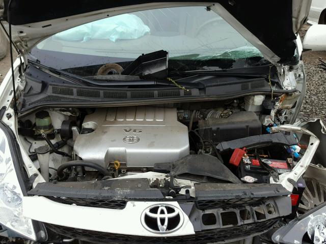 5TDYK4CC5AS305339 - 2010 TOYOTA SIENNA XLE WHITE photo 7