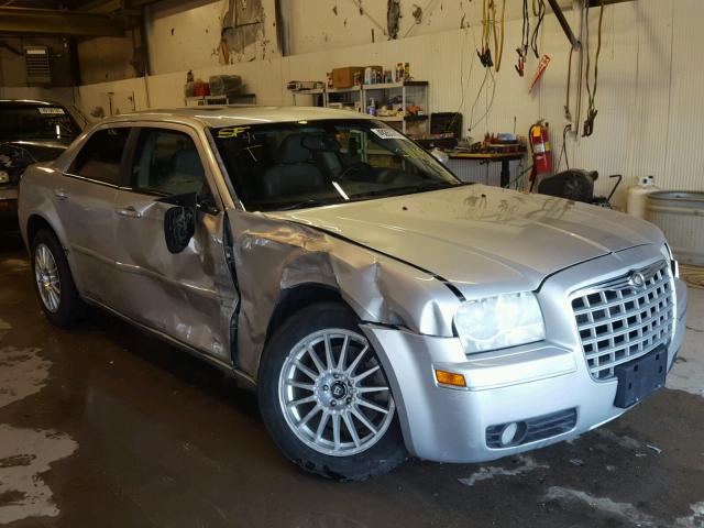 2C3LK53G07H700057 - 2007 CHRYSLER 300 TOURIN SILVER photo 1