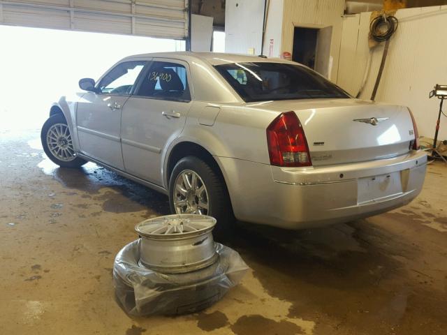 2C3LK53G07H700057 - 2007 CHRYSLER 300 TOURIN SILVER photo 3