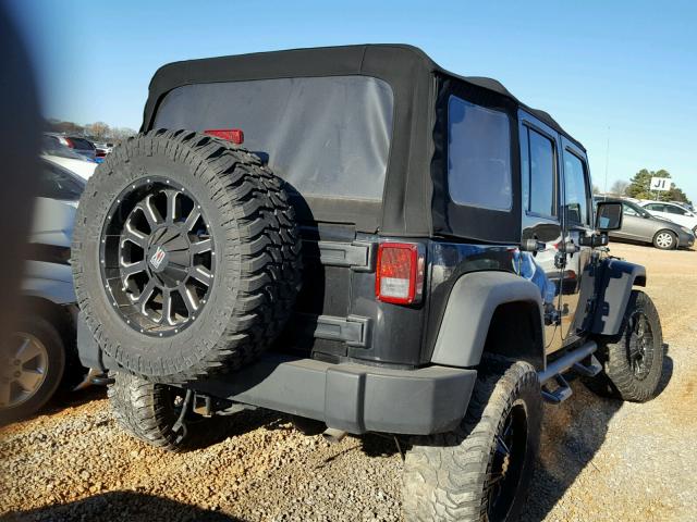 1C4BJWDG3FL740892 - 2015 JEEP WRANGLER U BLACK photo 4