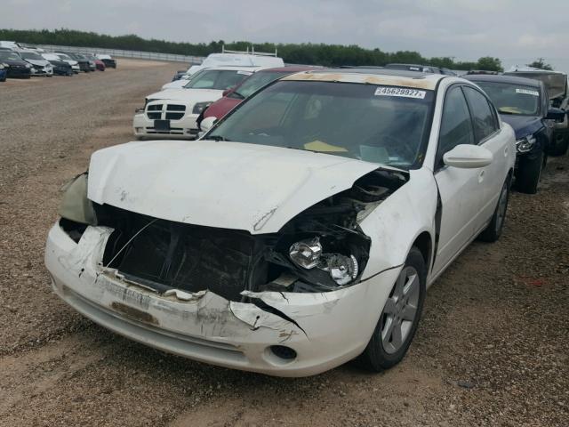 1N4AL11D92C217640 - 2002 NISSAN ALTIMA BAS WHITE photo 2