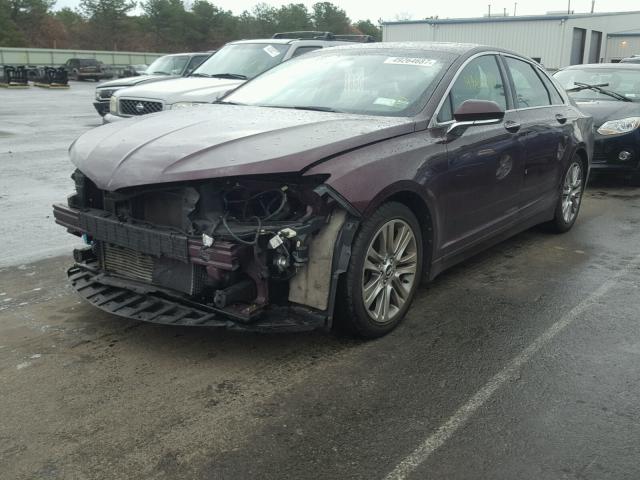 3LN6L2J90DR800874 - 2013 LINCOLN MKZ MAROON photo 2