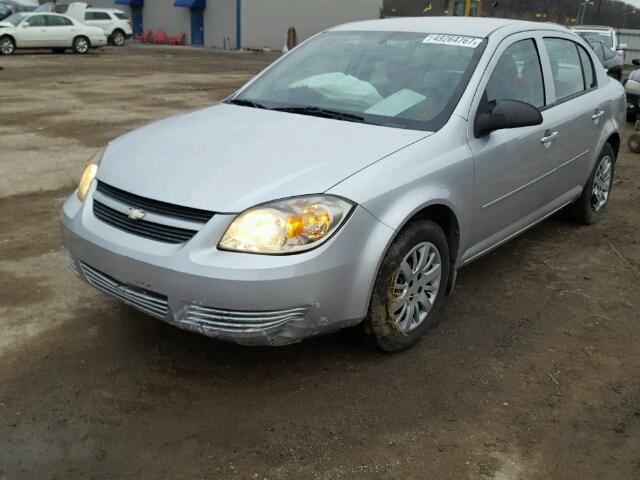 1G1AB5F57A7115758 - 2010 CHEVROLET COBALT LS SILVER photo 2