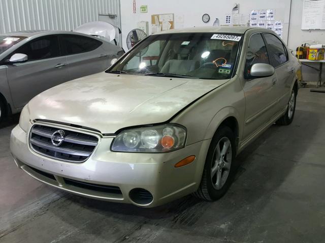 JN1DA31D62T201228 - 2002 NISSAN MAXIMA GLE GOLD photo 2