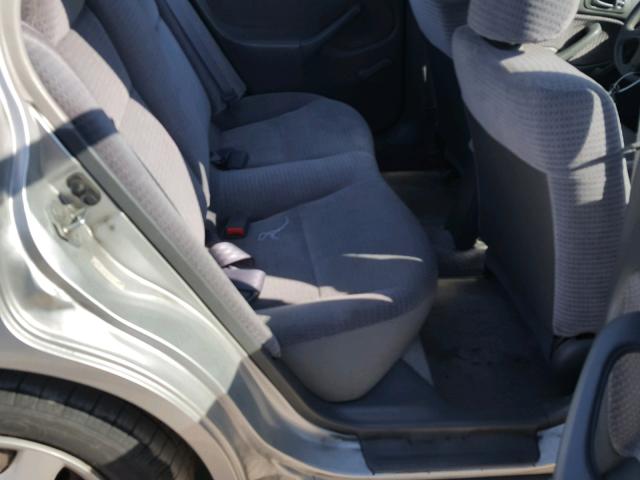 2HGEJ6616YH596875 - 2000 HONDA CIVIC BASE 银色 照片 6