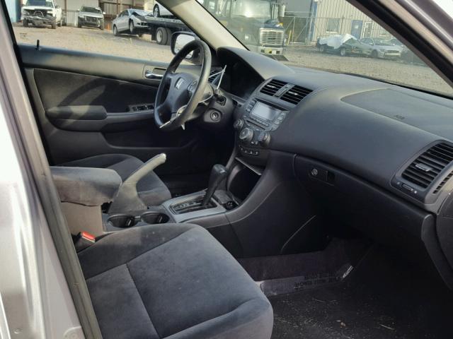 1HGCM56734A140421 - 2004 HONDA ACCORD EX SILVER photo 5