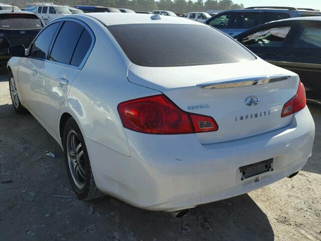 JN1DV6AP4BM604232 - 2011 INFINITI G25 BASE WHITE photo 3