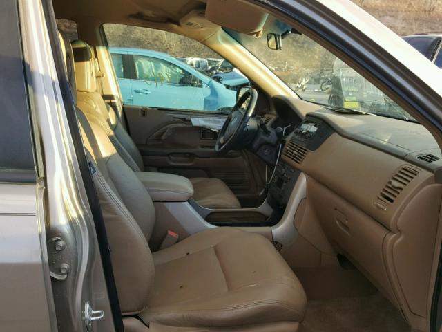 2HKYF18554H592110 - 2004 HONDA PILOT EXL GOLD photo 5