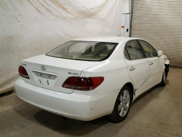 JTHBA30GX55131837 - 2005 LEXUS ES 330 WHITE photo 4