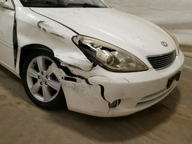 JTHBA30GX55131837 - 2005 LEXUS ES 330 WHITE photo 9