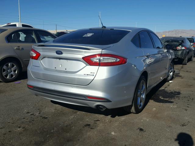 3FA6P0LU6ER397098 - 2014 FORD FUSION SE SILVER photo 4