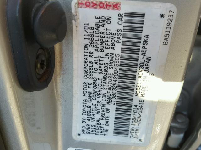 JTDBE32K420045505 - 2002 TOYOTA CAMRY LE 银色 照片 10