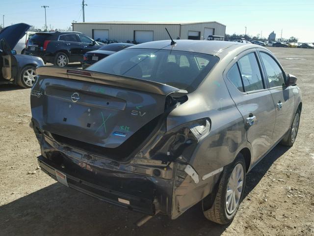 3N1CN7AP4FL864471 - 2015 NISSAN VERSA S GRAY photo 4