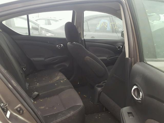 3N1CN7AP4FL864471 - 2015 NISSAN VERSA S GRAY photo 6